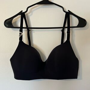 Harper Wilde Base Wirefree T-Shirt Bra 34D NWT